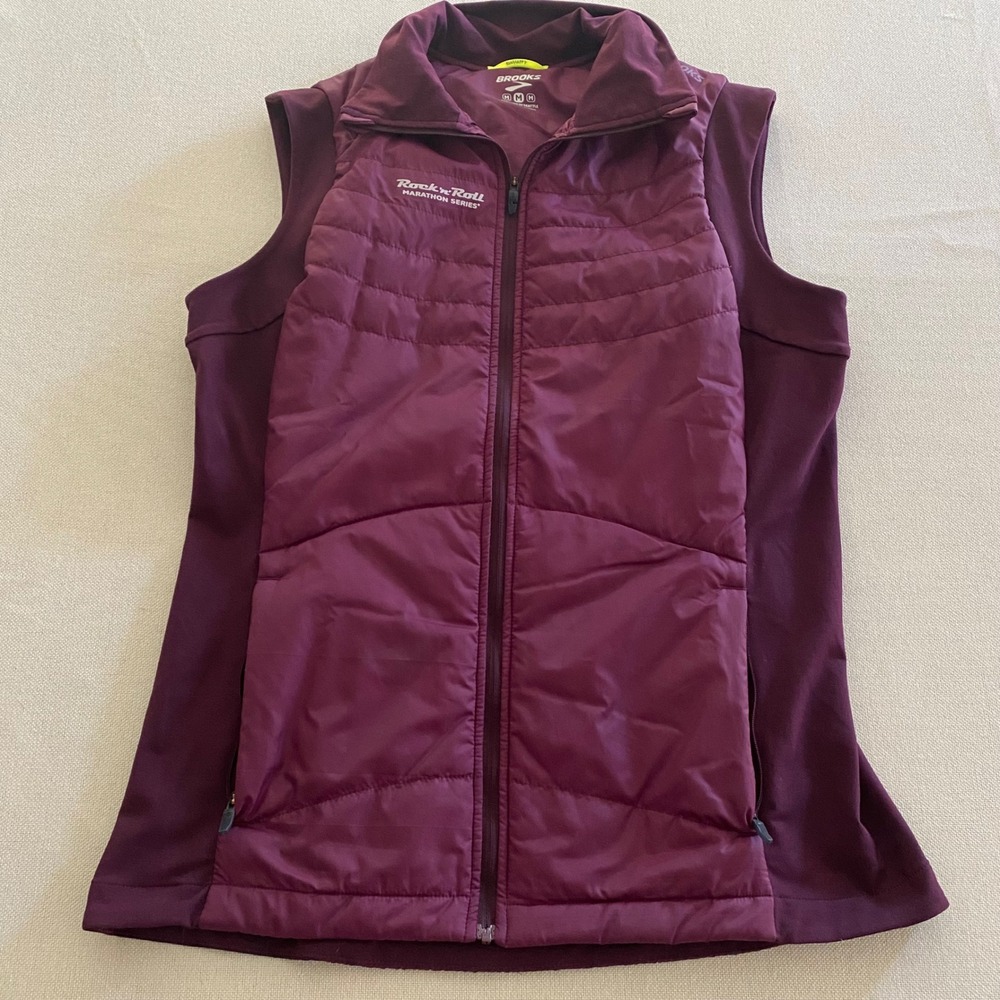 Brooks Shield Hybrid Running Vest Plum Purple Rock n Roll Marathon 221231 Medium